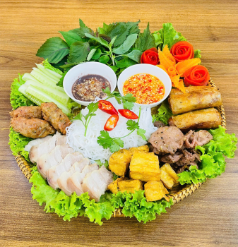 Mẹt bún quê tôi