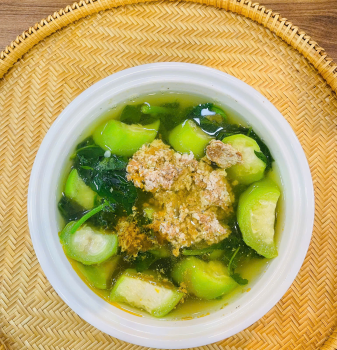 Canh cua rau đay mồng tơi