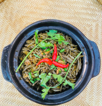 Cá bống trứng kho tiêu