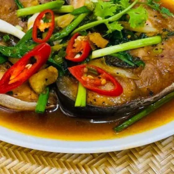 Cá hú kho tộ 